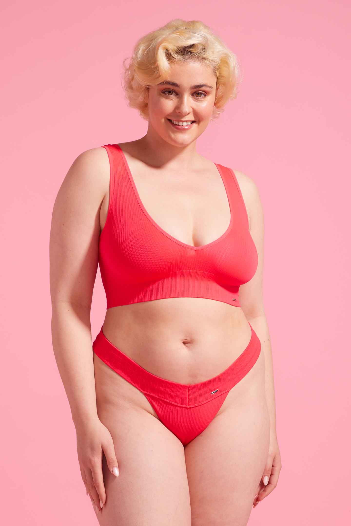 Ivy Ribbed G-String Coral