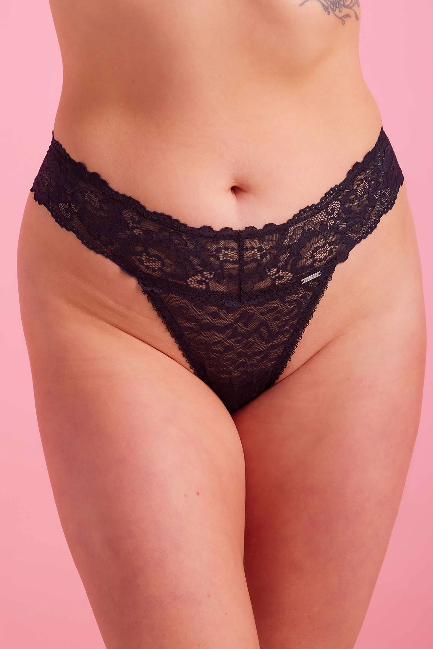 Ava Lace G-String Black