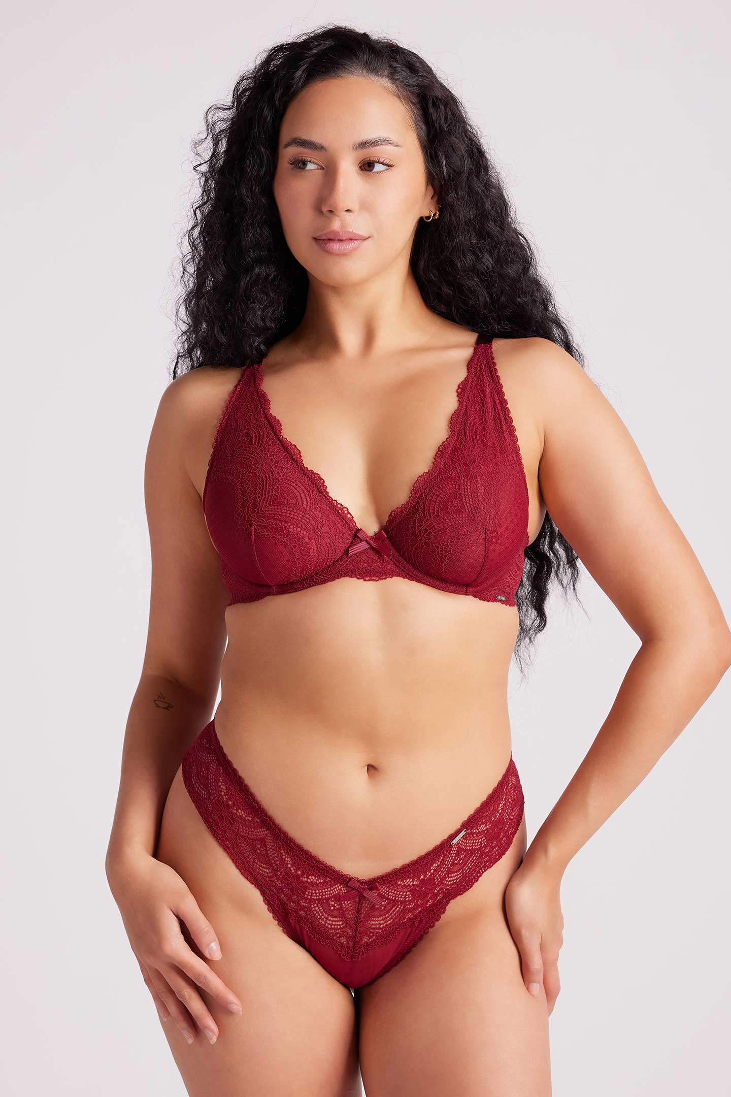 Giselle Lace G-string Rhubarb