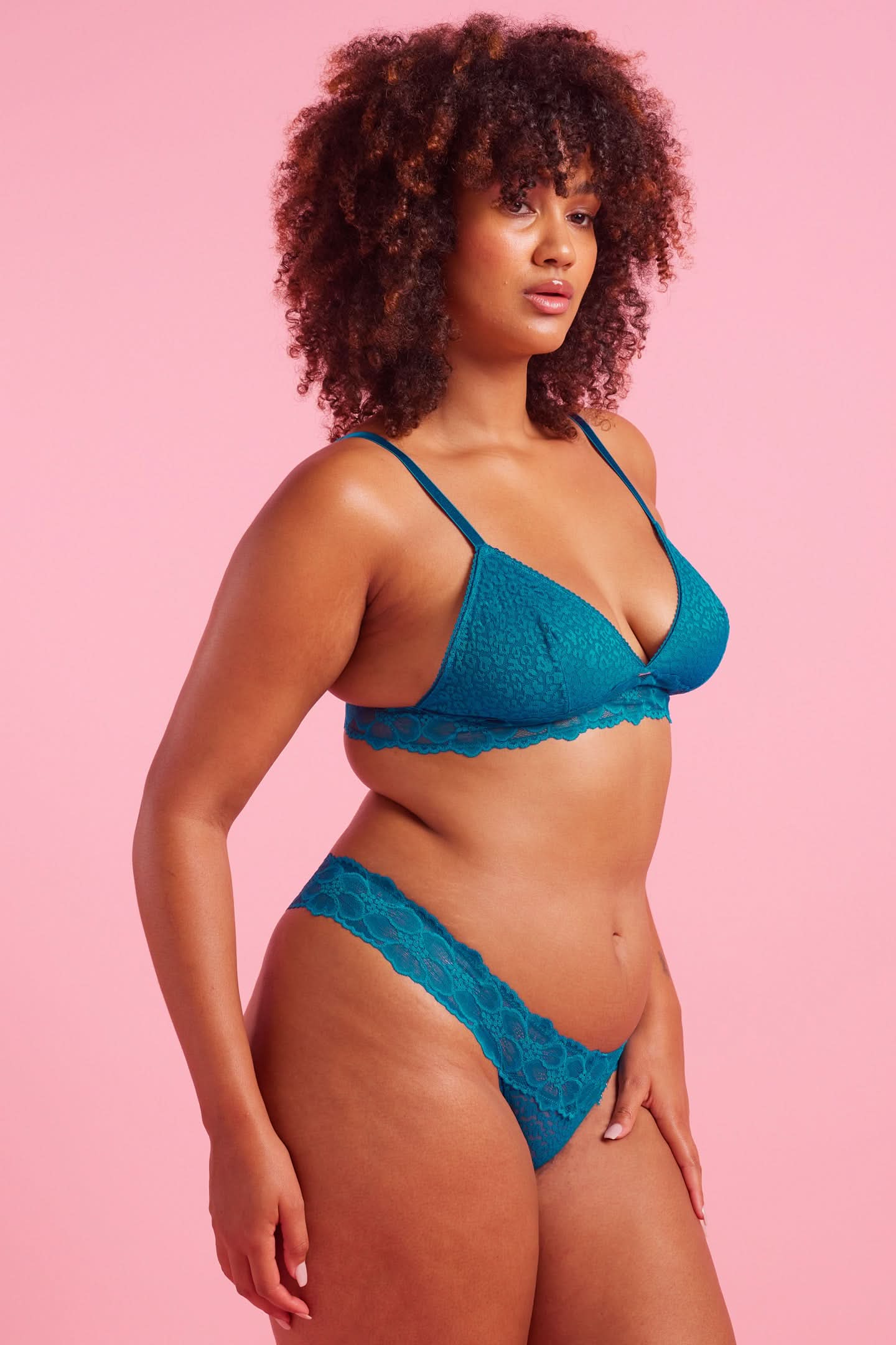 Bella Lace G-String Peacock